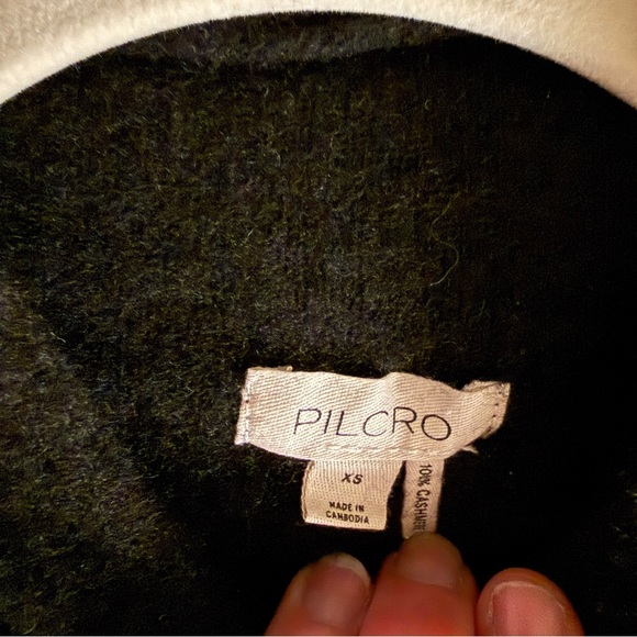 Anthropologie Pilcro Cropped Cashmere Sweater XS
Black Mock Neck Minimalist Chic - Picture 4 of 7